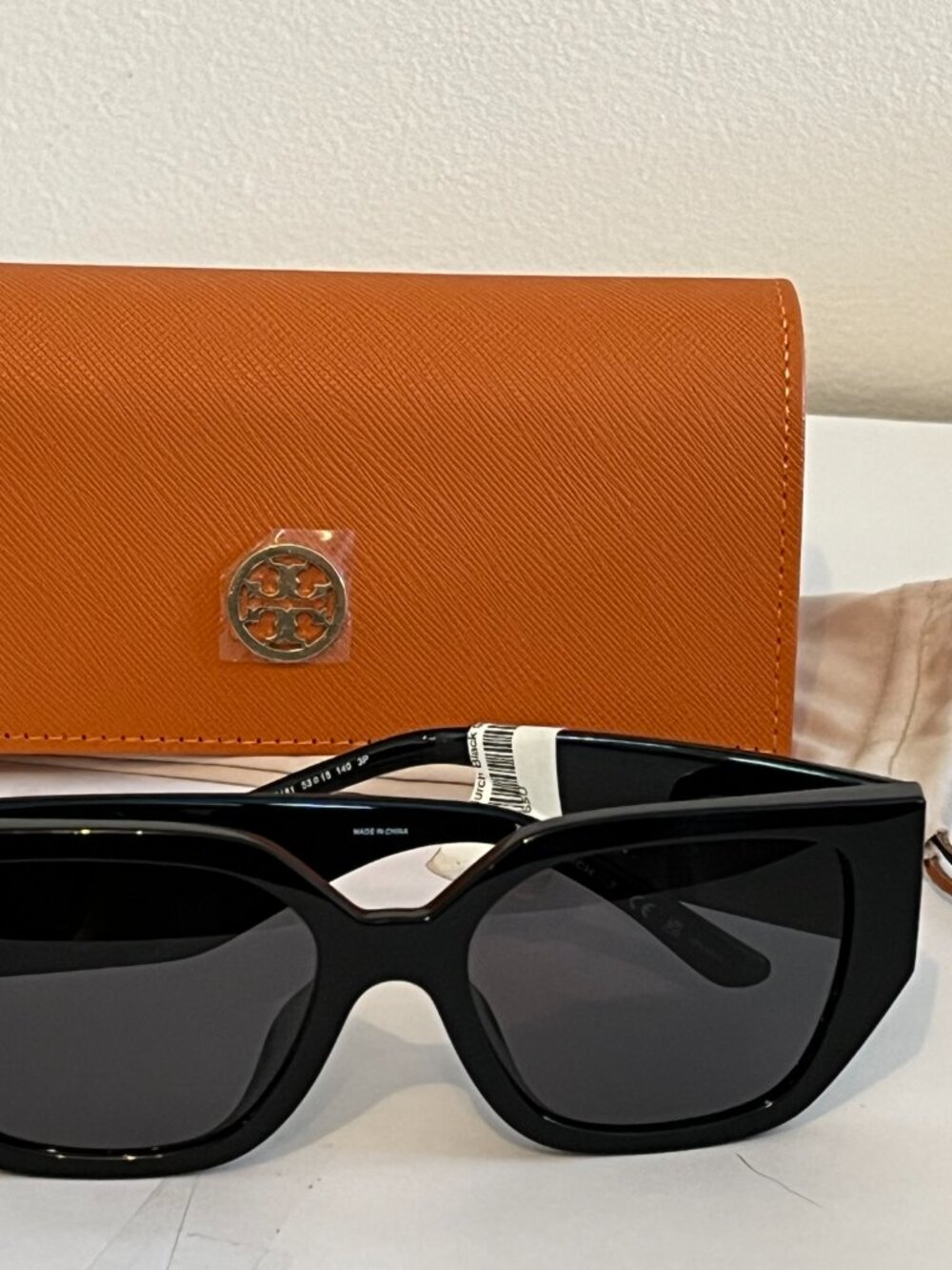 NWT Tory Burch TY9065U Black Oversized Square Sunglasses | Kira Logo - Picture 3 of 3